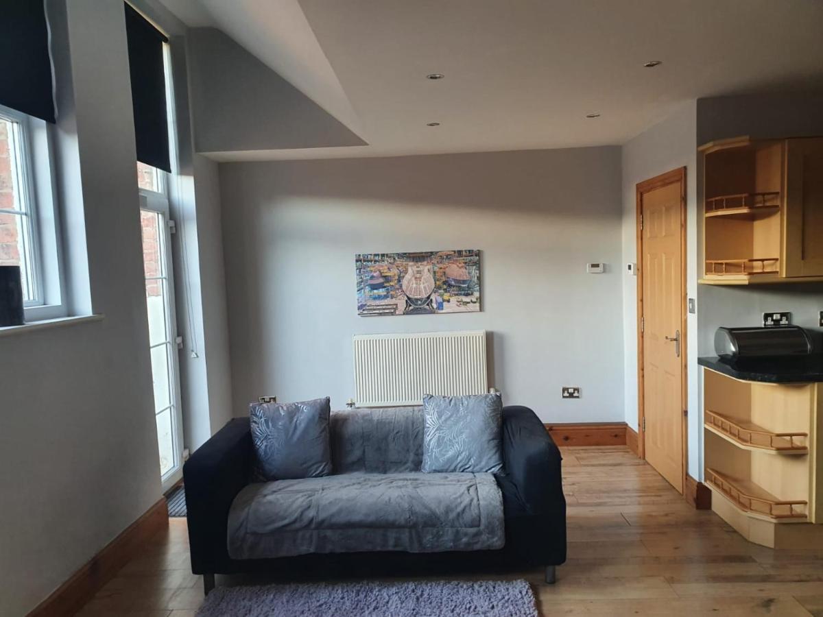 Spacious 2 Bed Appartment Next To Bae With Spa Bath Barrow-in-Furness Exterior foto